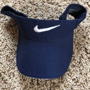 Nike visor